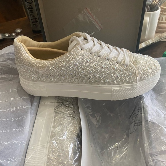 Betsey Johnson Sidny - Pearl womens - Picture 2 of 9